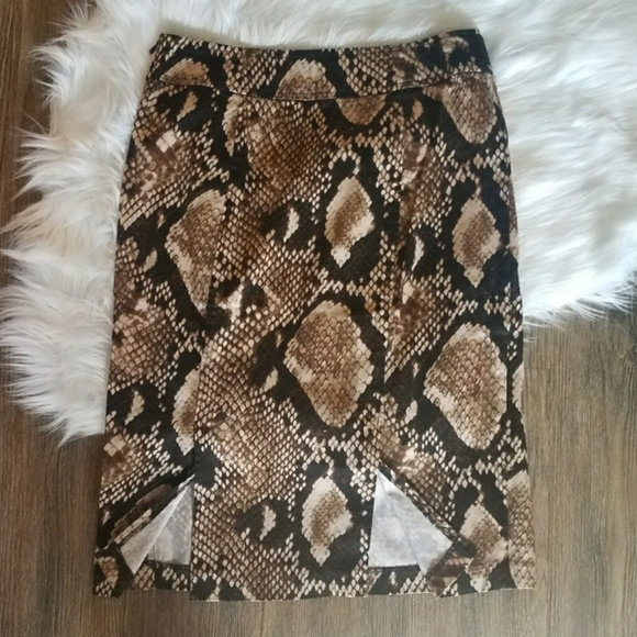 Allison Taylor Snakeskin skirt - Picture 2 of 5